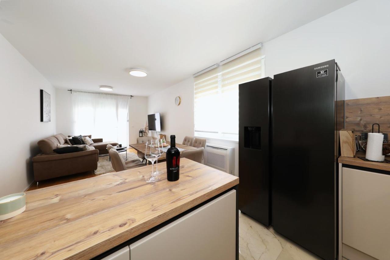 Apartman Maresa Zadar Eksteriør billede